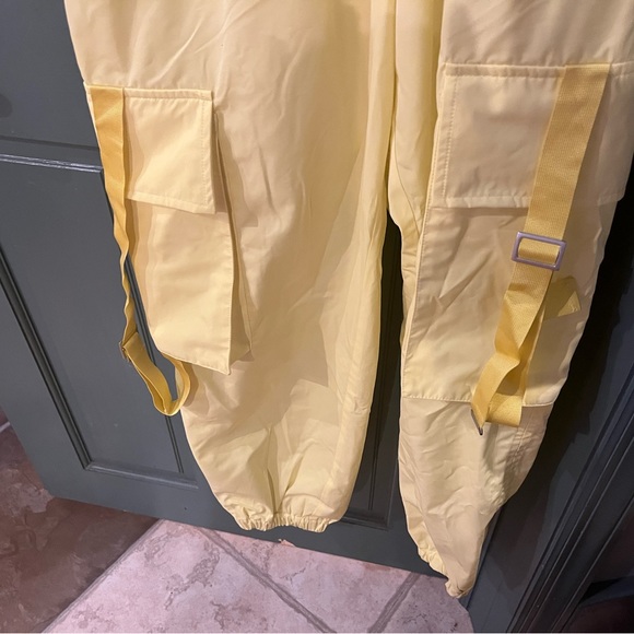 Artica-arbox cargo jumpsuit in shade limelight. Made in Italy - Picture 14 of 14